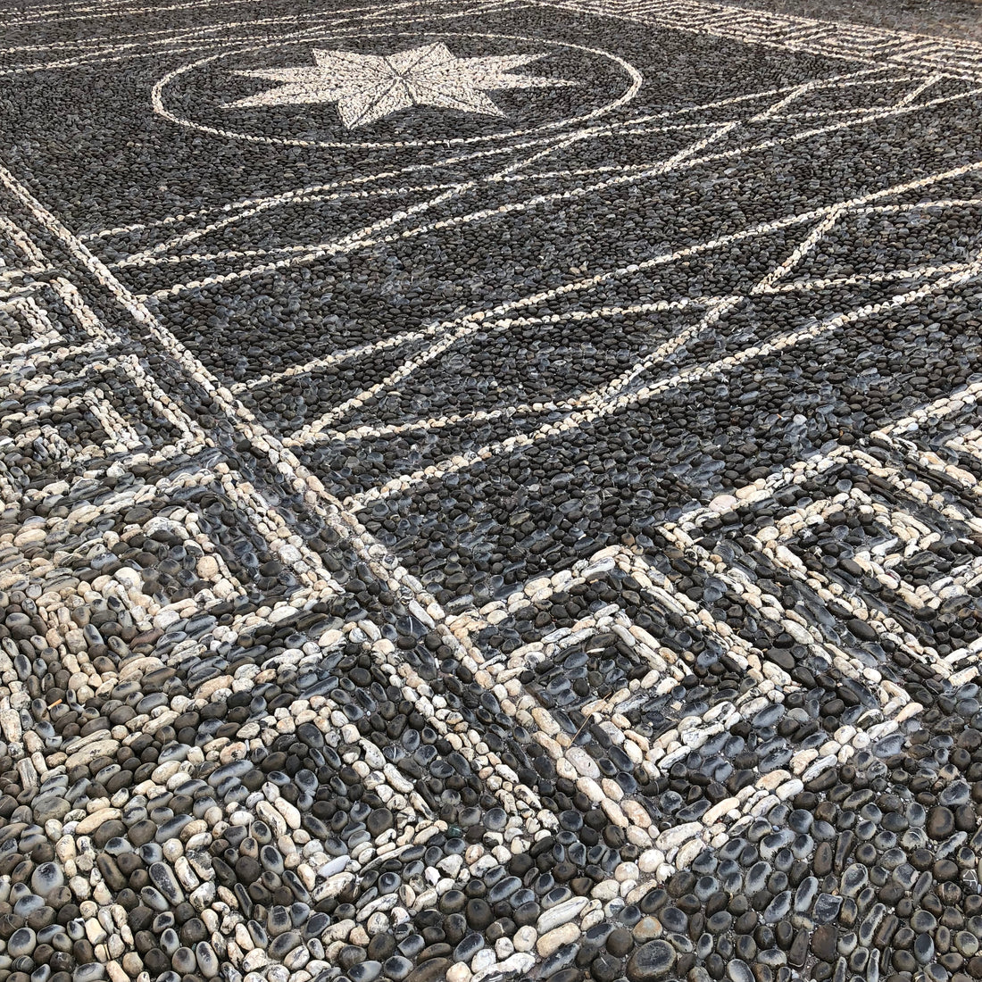 Risseu - The Art of Pebble Paving in Liguria: Where Beauty and Tradition Meet